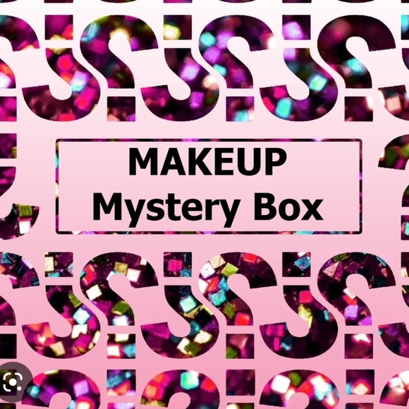 NEW Makeup/Beauty Mystery Box 5 PCS - Picture 1 of 1
